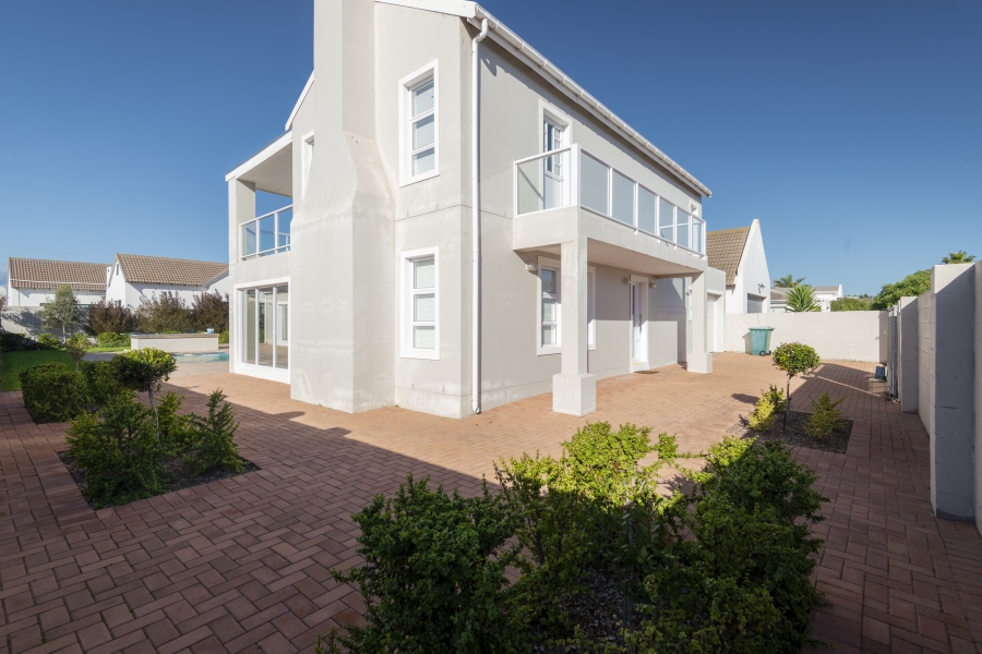 3 Bedroom Property for Sale in Country Club Western Cape